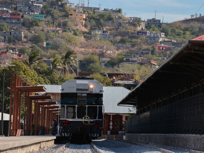“Ignorancia o imprudencia”: Eduardo Ramírez Cato exhibe fallas estructurales en el Tren Interoceánico