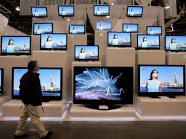 SCT inicia entrega de televisores digitales en Nuevo Laredo