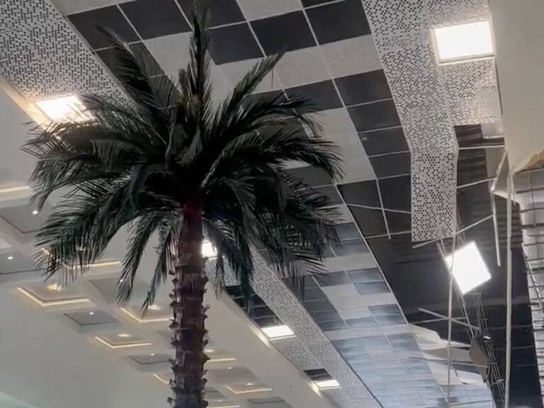 Caída de plafón en el AIFA no reporta heridos | VIDEO