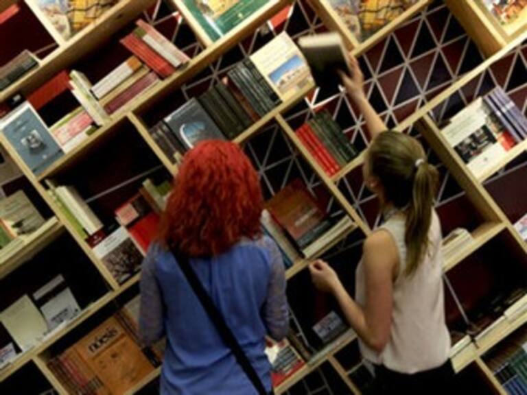 Compra Penguin Random House a editorial Alfaguara