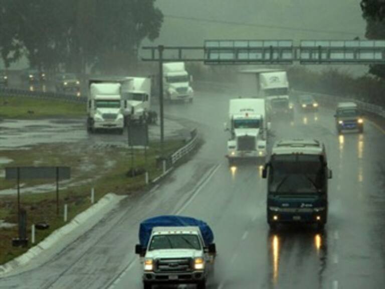 Prevén lluvias fuertes con tormentas eléctricas en casi todo el país