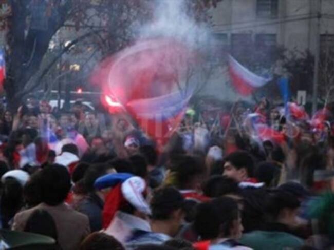 Tres detenidos y saqueos tras triunfo de Chile ante México