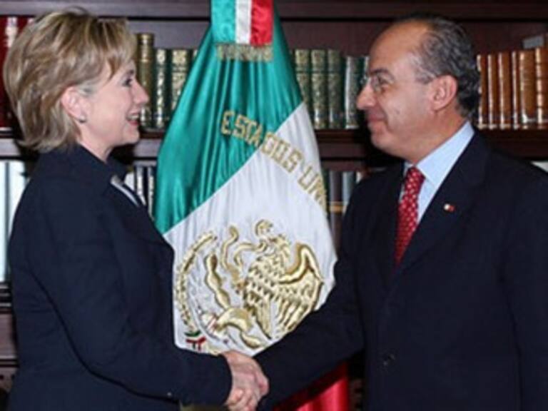 Termina encuentro entre Hilary Clinton y Calderón