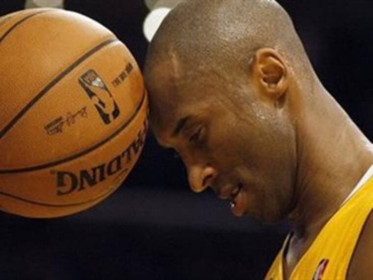 Kobe Bryant anuncia su retiro de las duelas