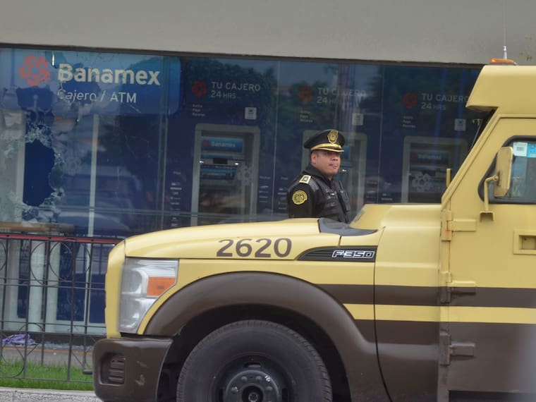 Agentes de la FGR se roban 1 mdd tras decomiso… ya los vincularon a proceso.