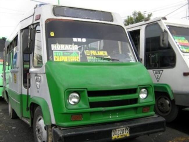 Comienza el aumento en las tarifas del transporte público. Rufino León Tovar, secretario de SETRAVI-DF. 03/04/13