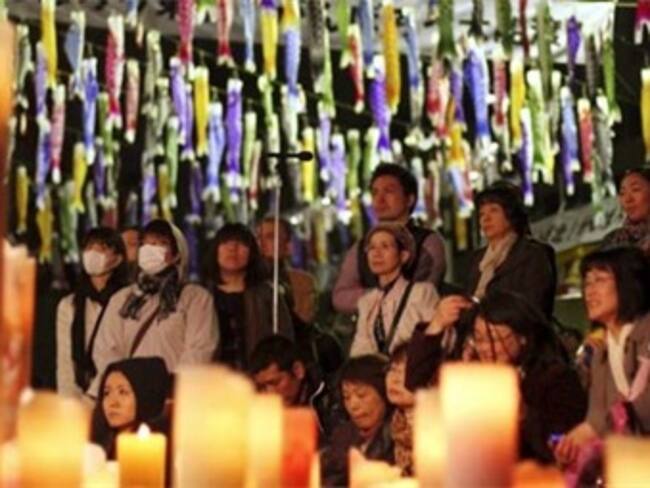 Recuerdan en Japón a víctimas del terremoto y tsunami