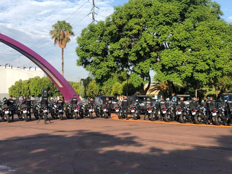 Entregan unidades a la Policía de Guadalajara para reforzar patrullaje