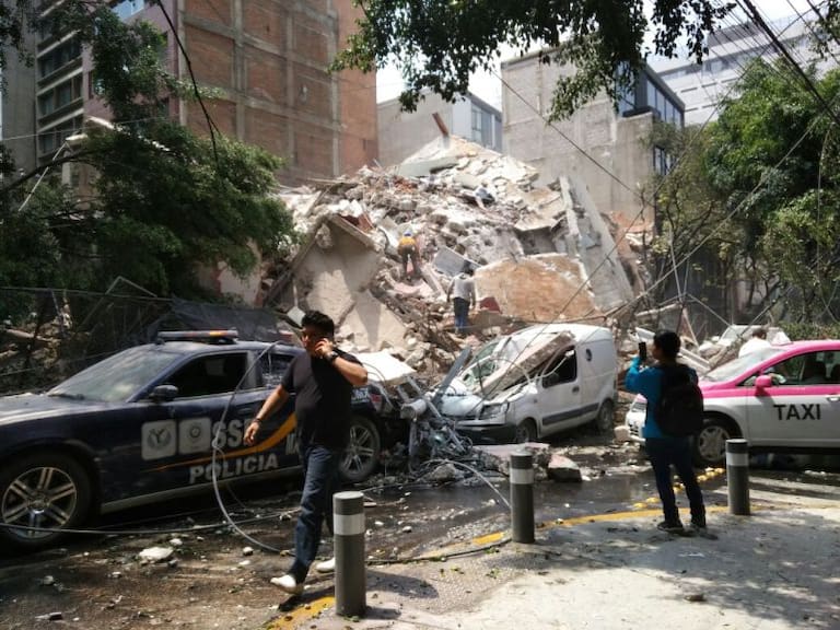 Confirman más de 80 muertos en la CDMX por sismo