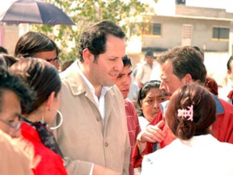 Llegan priístas al cierre de campaña de Eruviel