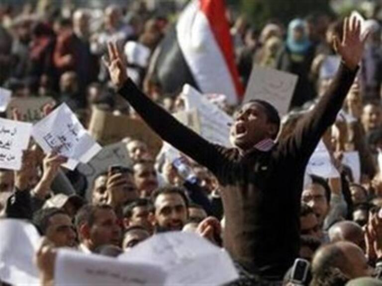 Oposición no negociará mientras Mubarak esté en el poder