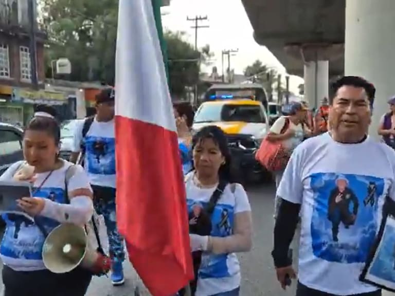 Familiares de las víctimas del colapso de la Línea 12, marcharon recordando en voz alta a aquellos que murieron hace ya cuatro años y por quienes aún claman justicia.