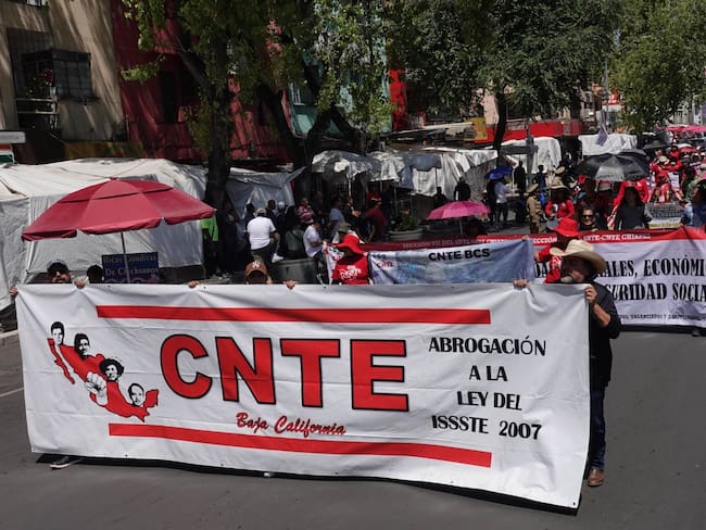 CNTE anuncia huelga nacional y mega marcha para el 1 de junio