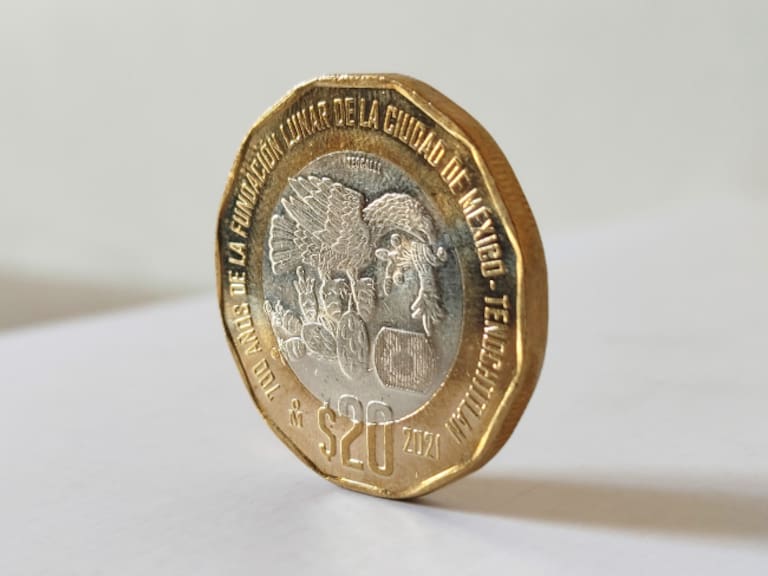 La forma dodecagonal y el Templo de Kukulkán son las características principales de la nueva moneda de 20 pesos para este 2026.