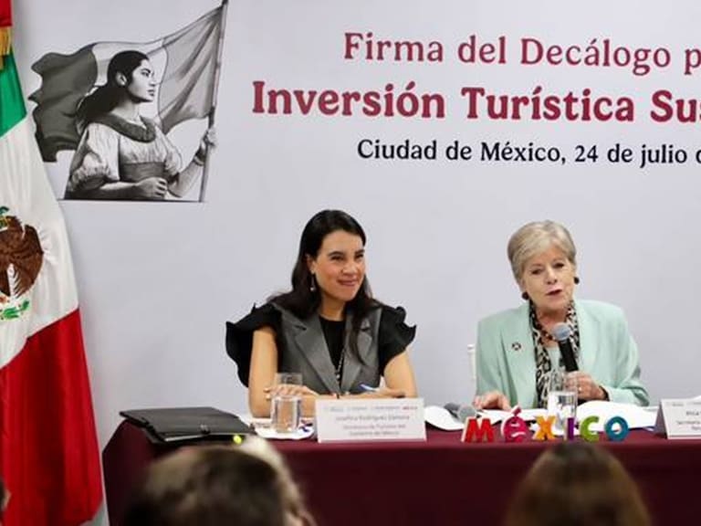 El Decálogo para la inversión turística sustentable, servirá como referencia para una cartera integrada por 773 proyectos con una inversión superior a 42 mil millones de dólares
