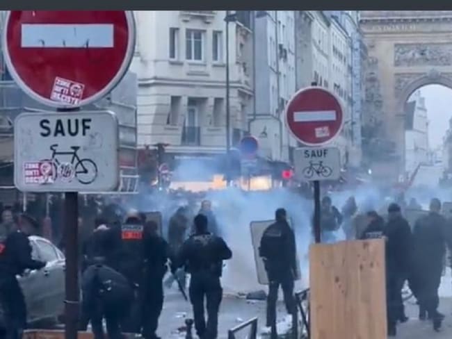 Se registra enfrentamiento en calles de París, después de un tiroteo