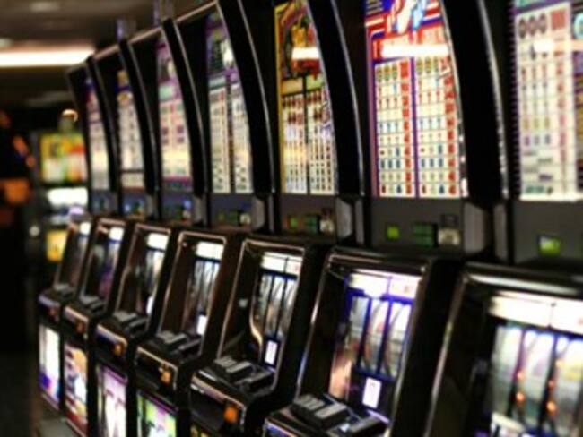 Decomisa GDF 176 máquinas tragamonedas