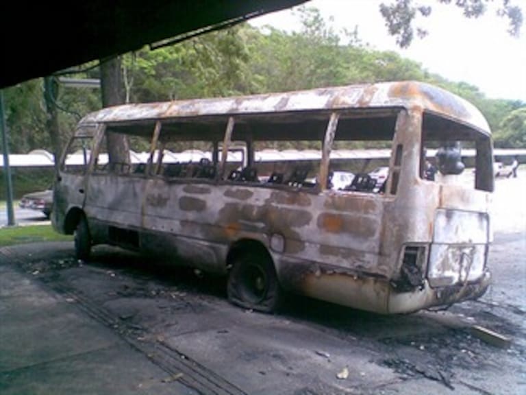 Seis muertos y 13 heridos deja ataque de las FARC