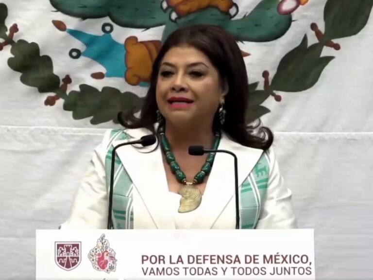 La jefa de gobierno de CDMX se unió al llamado de los mexicanos para defender desde el Zócalo capitalino la soberanía de México, ante los aranceles de Trump.