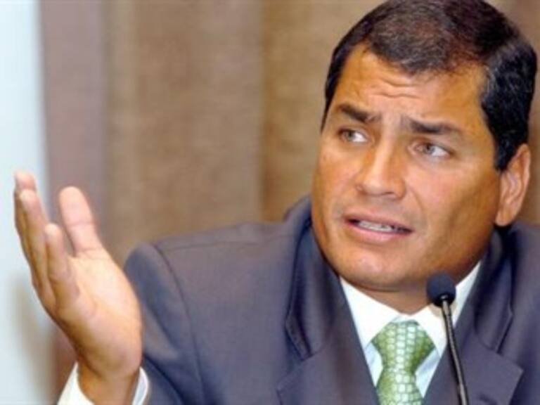 Cuestiona Correa autoridad moral de EUA para juzgar a otros países