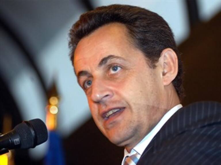 Anuncia Sarkozy restructuración en su gabinete