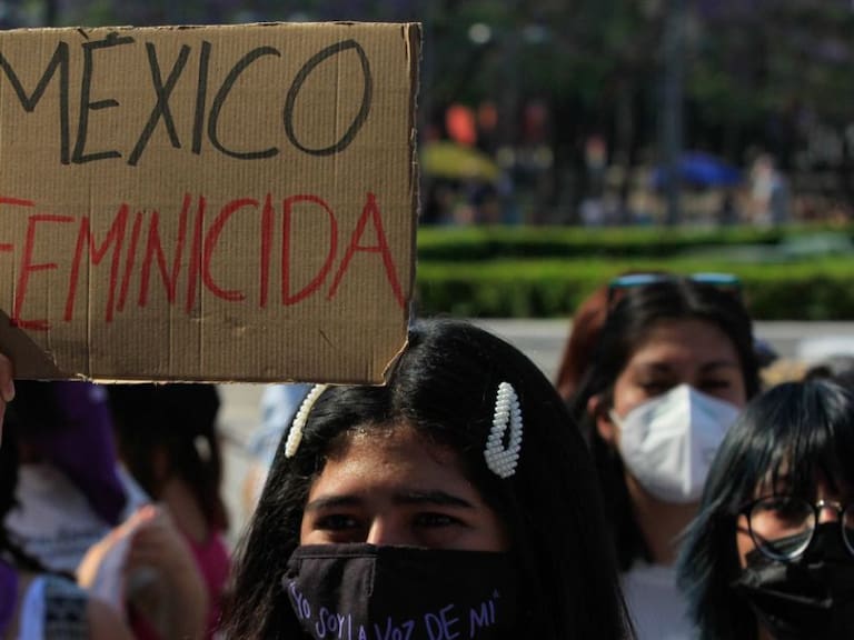 Denuncian activistas 12 delitos contra mujeres al día en Hidalgo