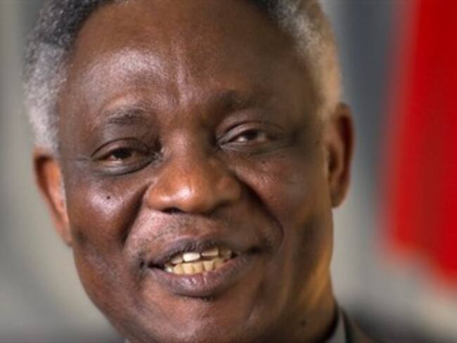 Invitan a votar en cónclave por Turkson con carteles