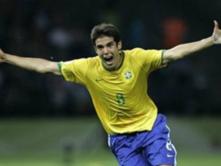 Desestima FIFA queja de Egipto por penal de Kaká