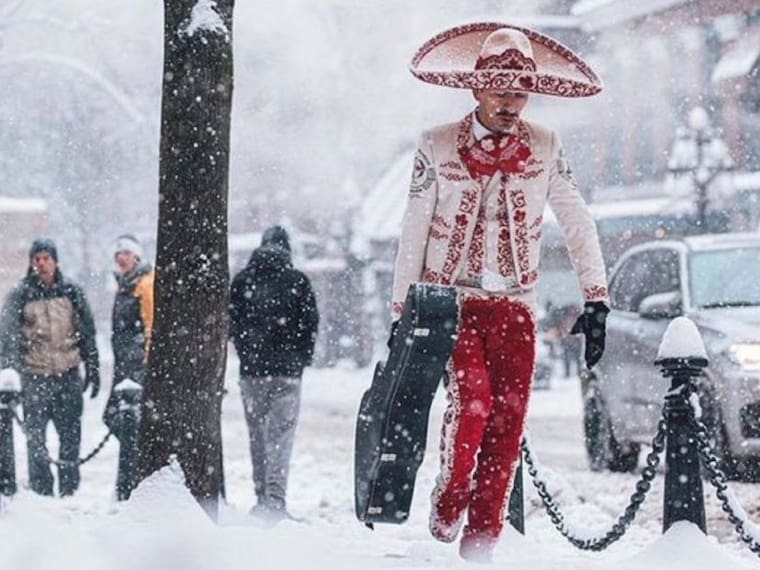 SOPITAS: La historia del mariachi que caminó en una tormenta de nieve