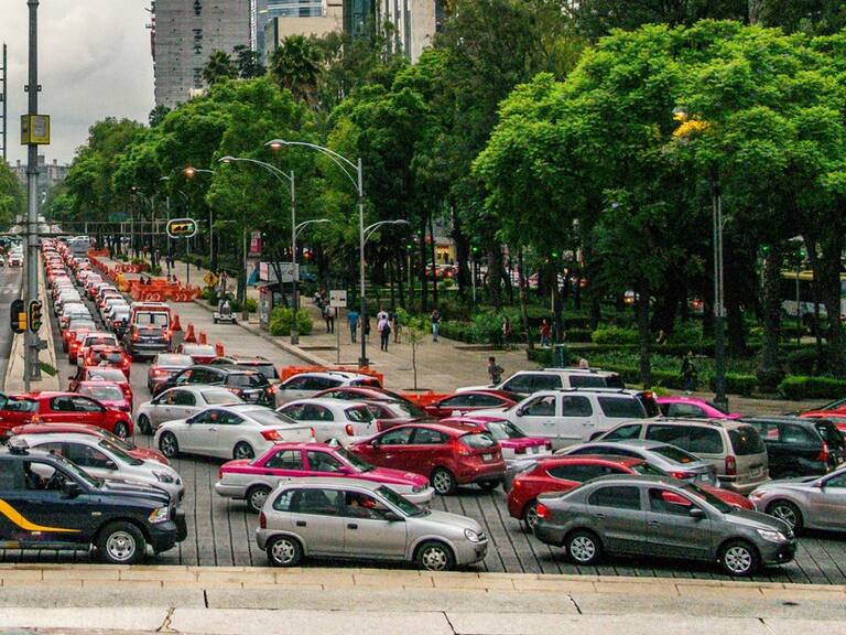 Checa si tu carro puede circular este miércoles 25 de mayo.