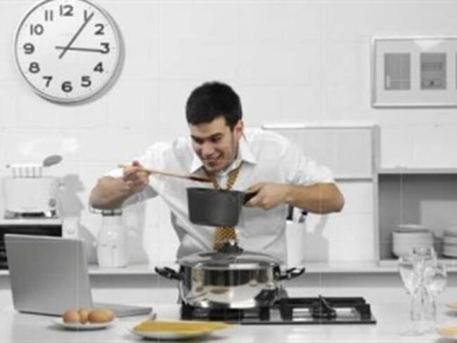 Hombres en la cocina 'Para Hacer Hambre' con Inés Saavedra