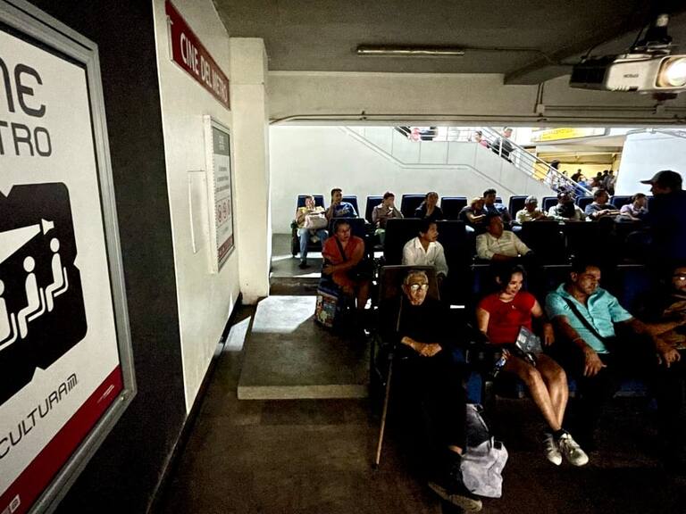 ¿Poco presupuesto para una cita? El STCM salva tu 14 de febrero