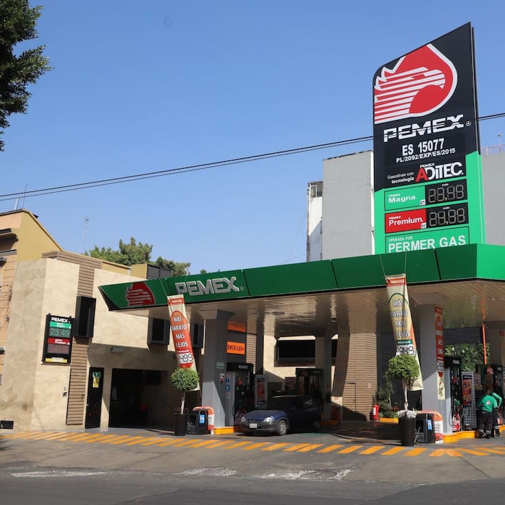 Revisará Sheinbaum aumento en gasolina Premium y Diésel