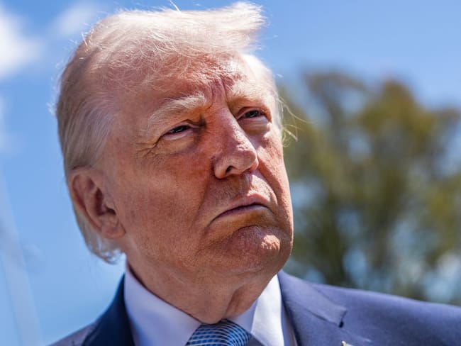 Crisis en Ormuz: Trump ordena bloqueo inmediato y acusa a Irán de extorsión