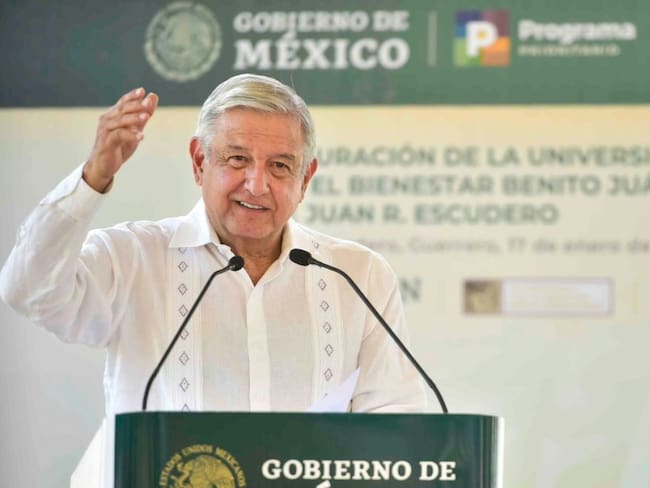 Accede México a reducir pedidos de vacuna contra COVID-19 a Pfizer