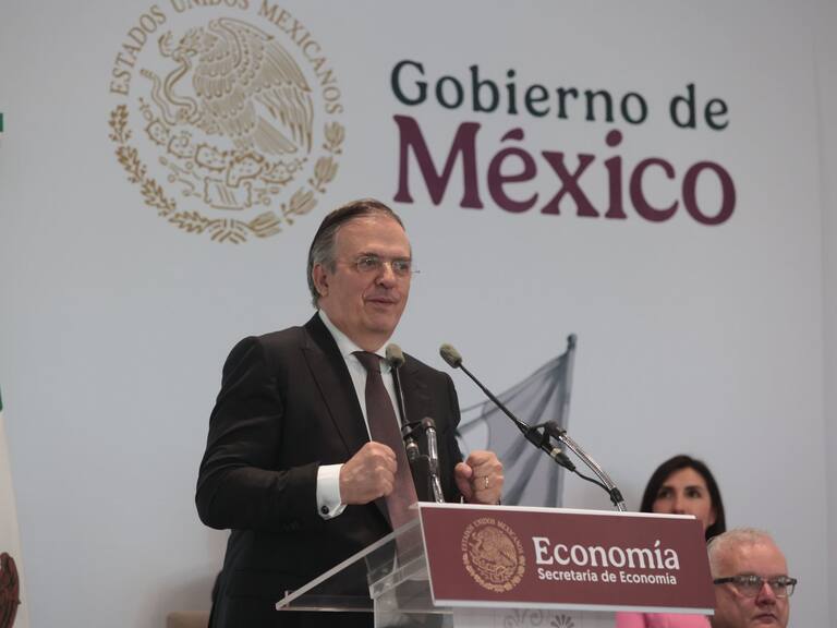 El secretario de Economía, Marcelo Ebrard encabezó la conferencia de prensa en la que se dieron pormenores relacionados al Buen Fin 2024, en la Secretaría de Economía. FOTO: EDGAR NEGRETE LIRA/CUARTOSCURO.COM