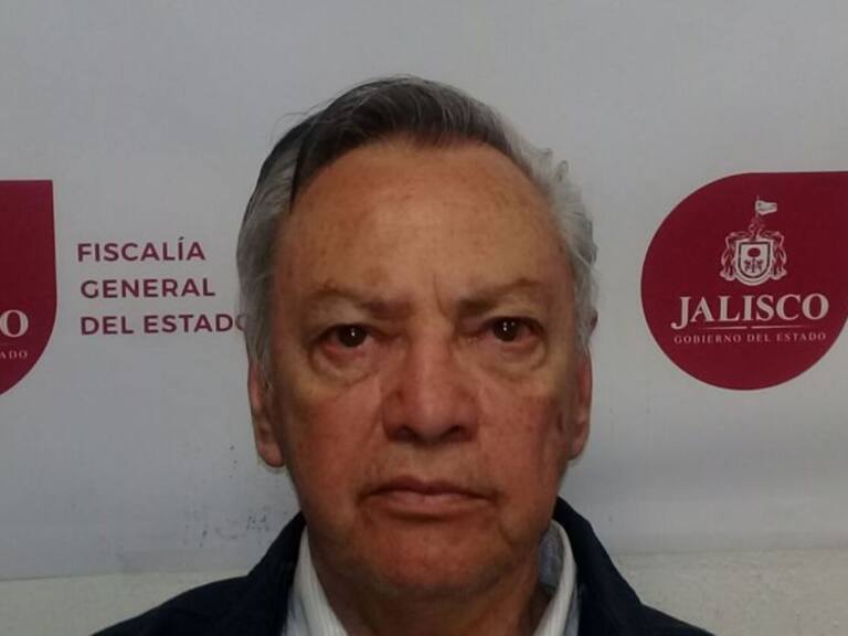 Tribunales perdonan cargo fiscal a Salvador Uribe