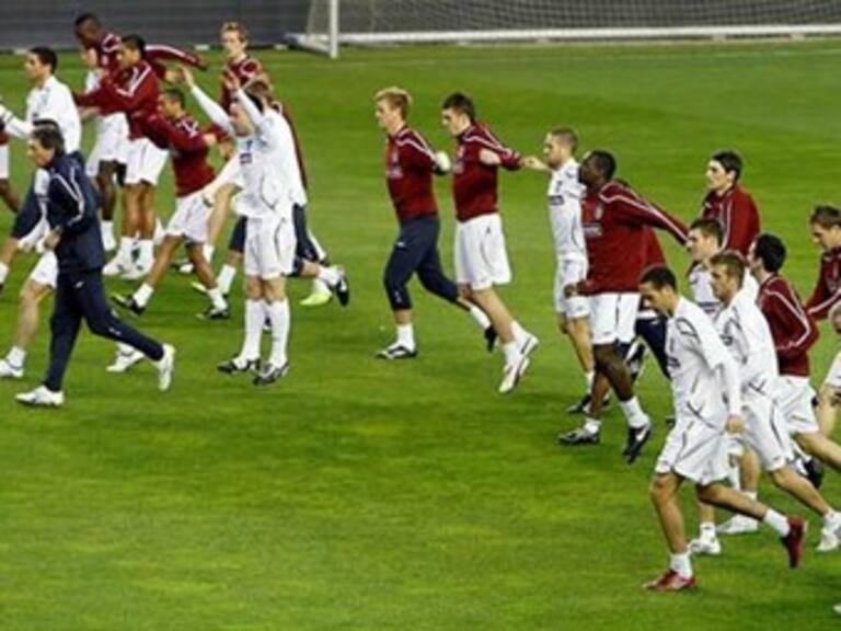 Inglaterra y Estados Unidos, calificados a octavos