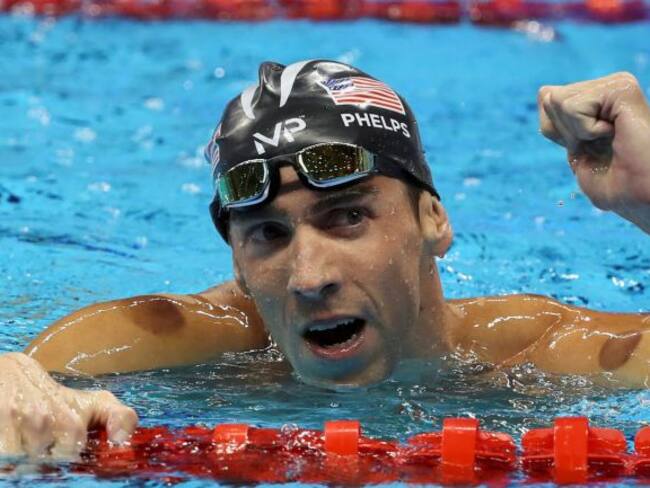 Michael Phelps ya tiene más medallas que México desde Sidney 2000