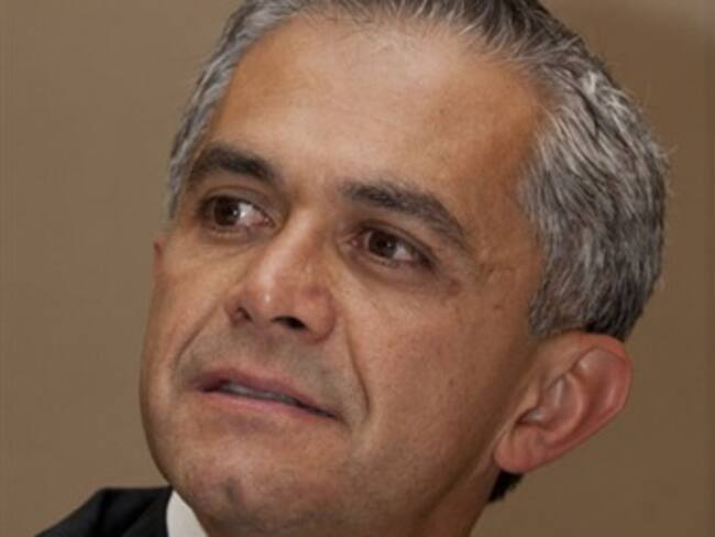 Analizan Mancera y senadores posible reforma política para el DF