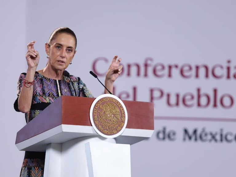 "Que cumplan la ley, que no haya denostaciones, que haya propuestas, esencialmente. Si se cumple eso, pues va a ser un proceso muy bueno para el país”, fue el llamado de la Presidenta a los partidos políticos. FOTO: GRACIELA LÓPEZ/CUARTOSCURO.COM