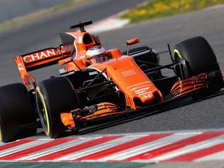 Nuevo fallo en el motor de McLaren en el segundo día de test