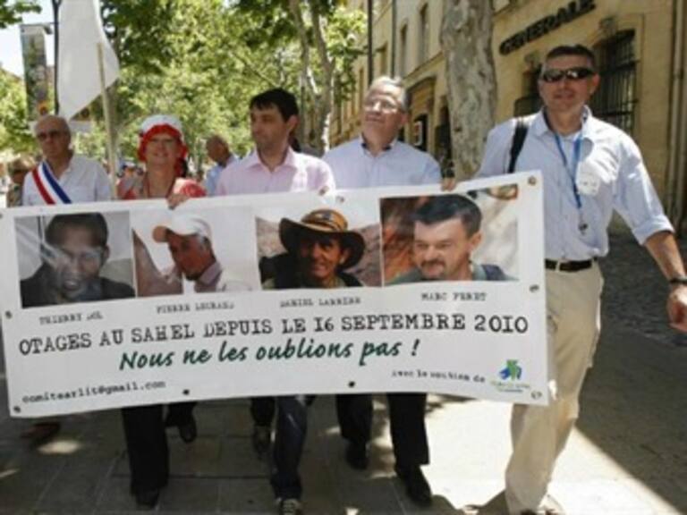 Liberación de rehenes franceses habría costado al menos 20 millones de euros