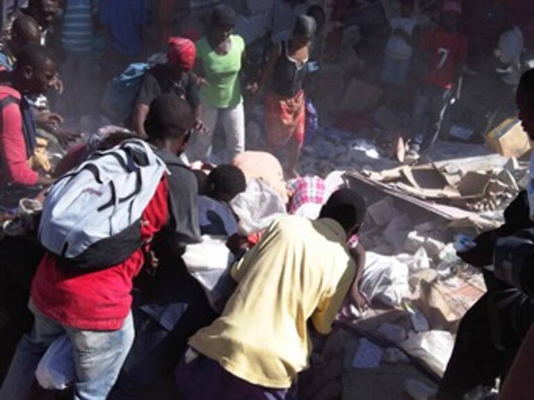 Saqueos y rapiña en Haití