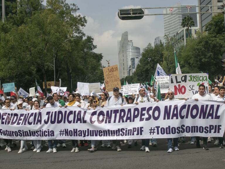 En diversos puntos de la Ciudad de México, trabajadores del Poder Judicial se manifiestan en contra de la reforma judicial, y piden diálogo con la presidenta Claudia Sheinbaum