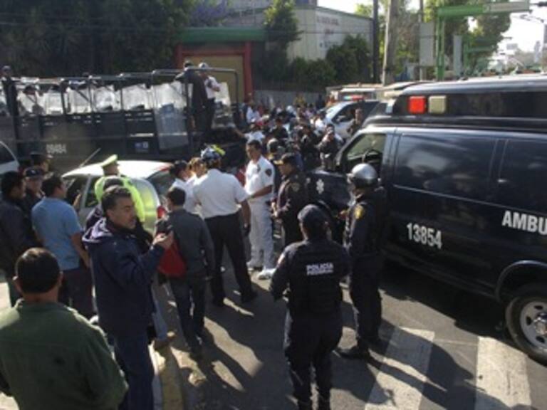 Choca camión de la PF