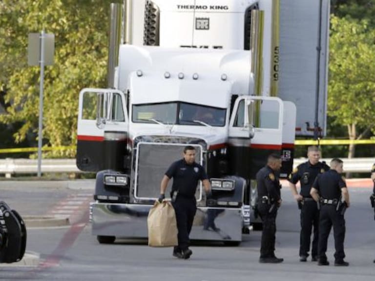 Suman 7 los mexicanos fallecidos por tráiler abandonado en Texas