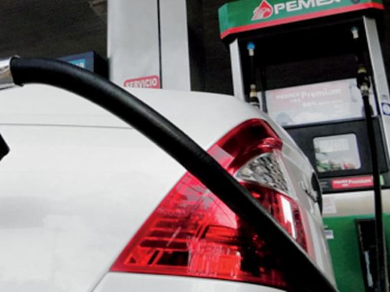 Gasolina Premium aumentará 2 centavos en abril