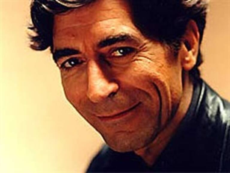 Joaquín Sabina rompe años de silencio con 'Vinagre y rosas'