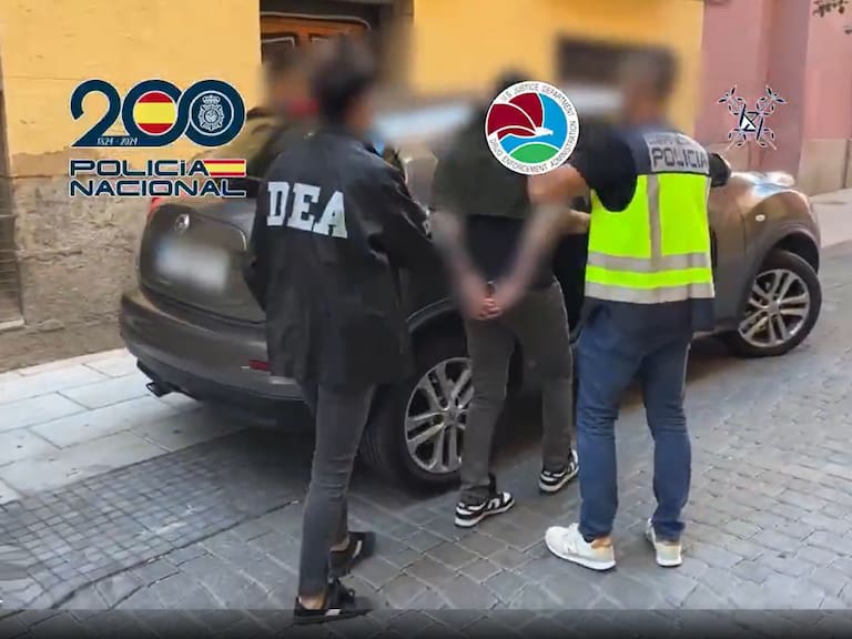 Nueve personas fueron detenidas en España como parte de una célula del Cártel de Sinaloa, entre ellos un empresario dueño de una empresa de mármol, bajo el cargo de narcotráfico.